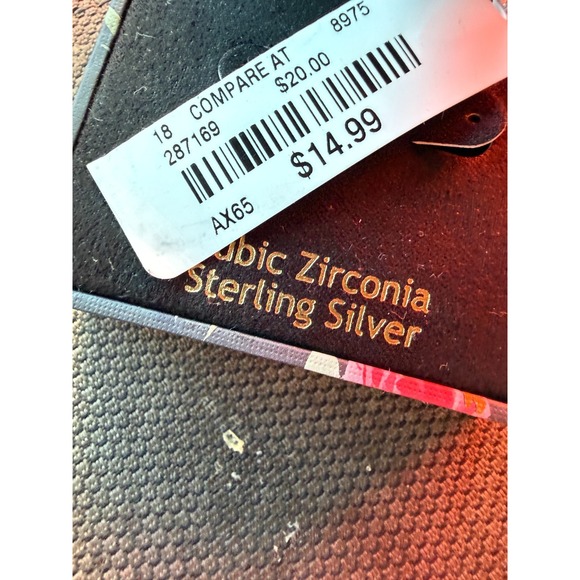 Sterling Silver Cubic Zirconia Stud Earrings Small Boxed Womens - Picture 3 of 7